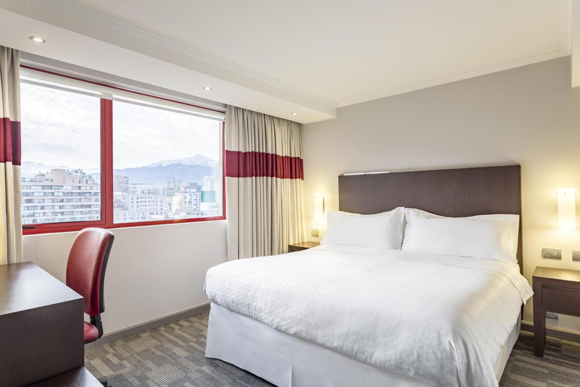 Four Points By Sheraton Santiago Exterior photo