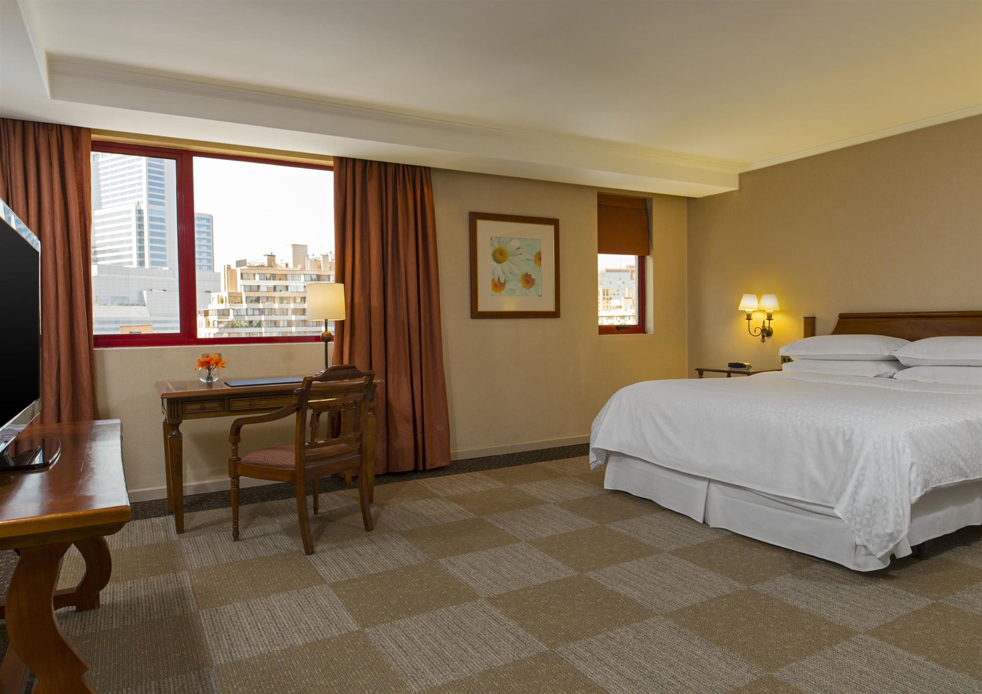 Four Points By Sheraton Santiago Exterior photo